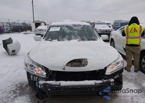 2013 Honda Accord Ex-L z USA, uszkodzony, nr VIN 1HGCR2F85DA004736